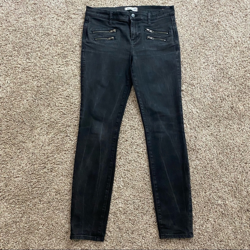 Madewell. Ladies Size 29. Black Skinny Jeans